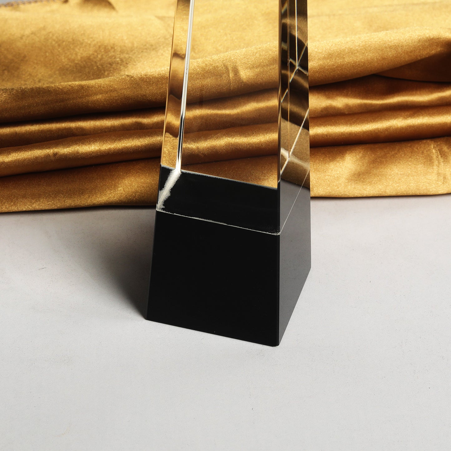 JNCT-150 Longwin Pyramid Crystal Trophy with Black Base