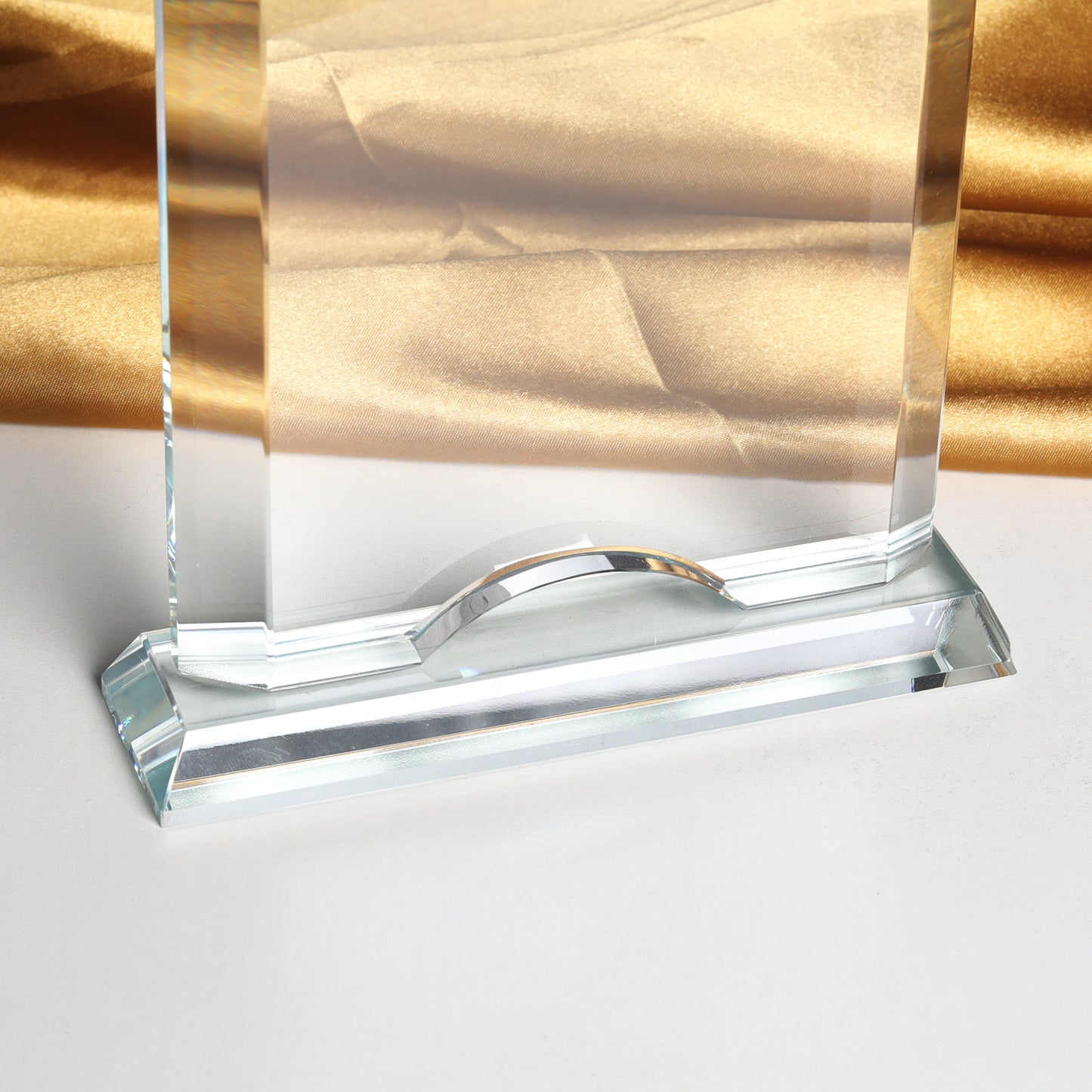 LSTA020036A-20 Longwin Rectangle Crystal Trophy with an Arched Hole